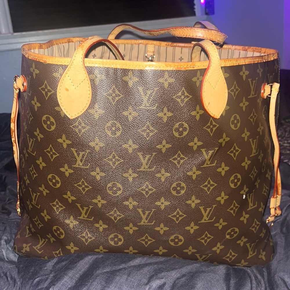 Large Louis Vuitton tote bag